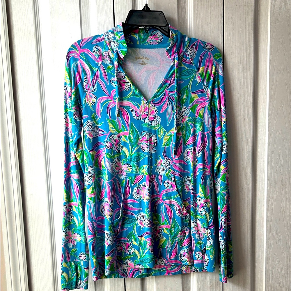Lilly Pulitzer pullover top